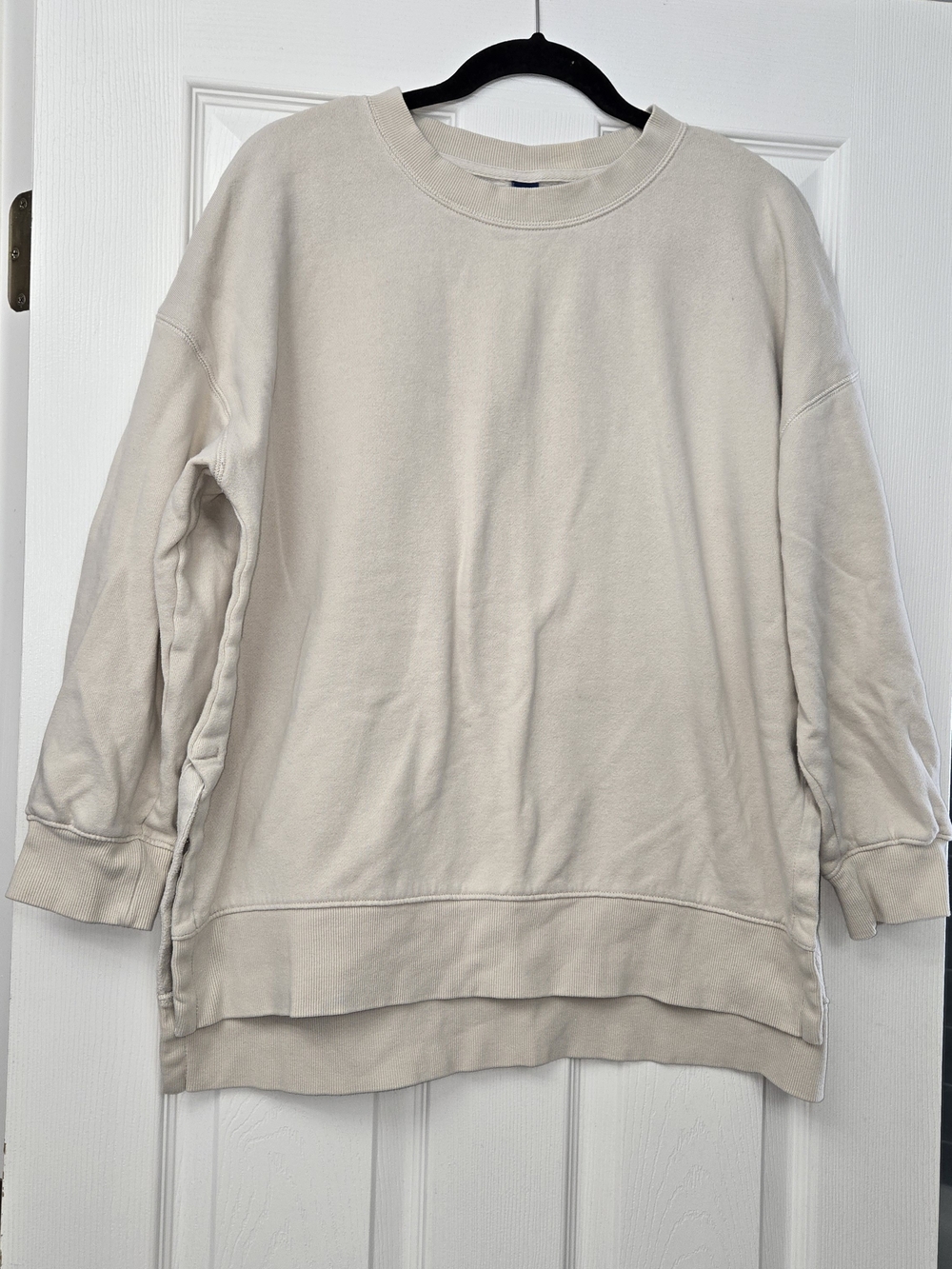 Old Navy Tunic Crewneck Sweatshirt Women Large Beige Oatmeal Side Slits Oversize